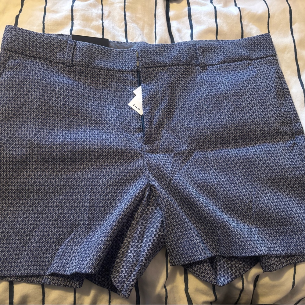 Banana Republic 5 inch short